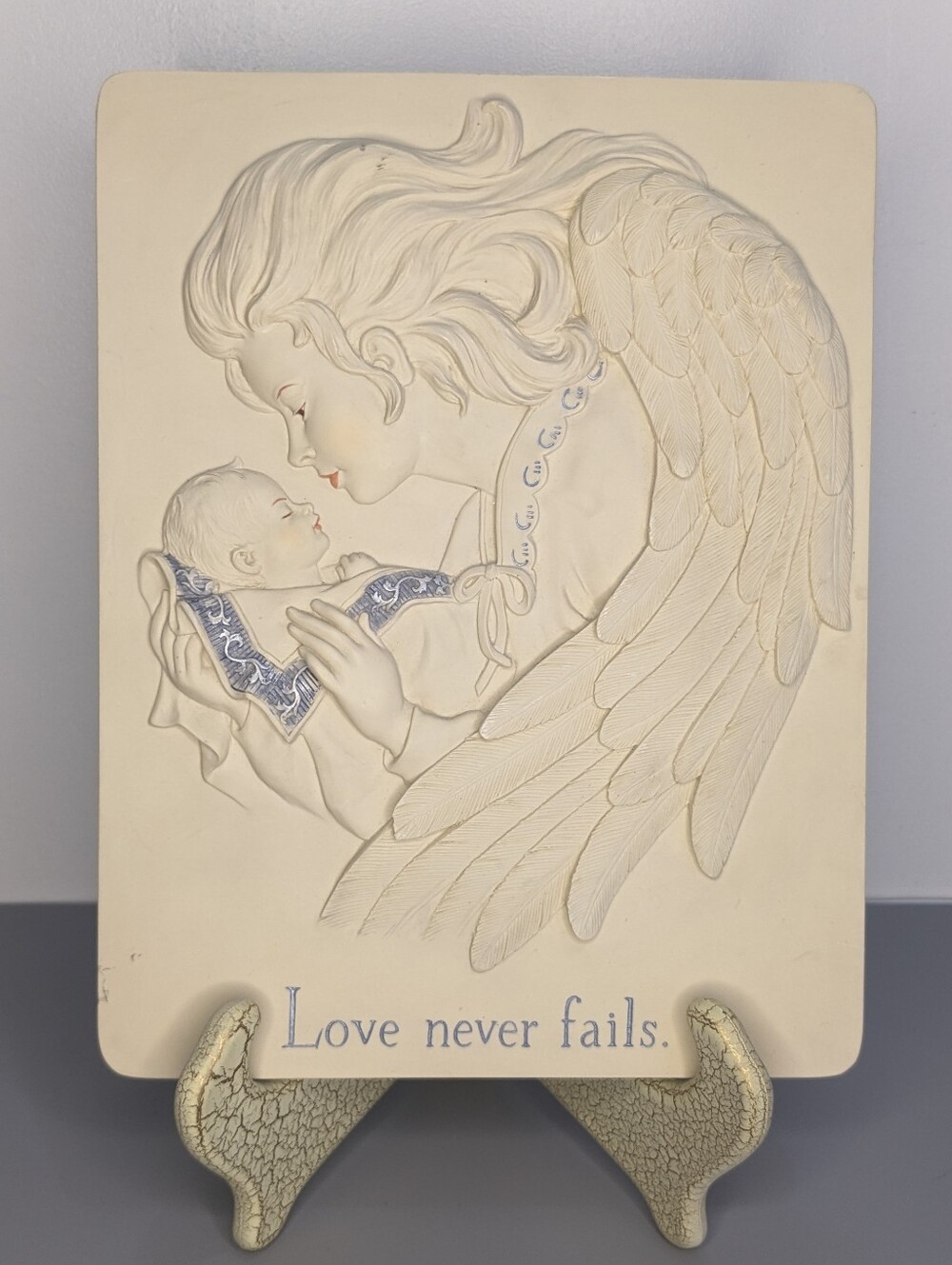 Sarahs Angels Love Never Fails Mother And Child Plaque Vintage Collectible Stand